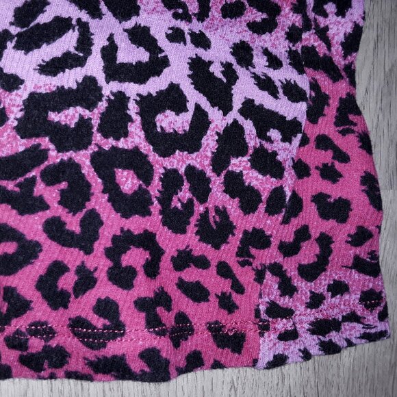 Miley - Picture 3 of 5